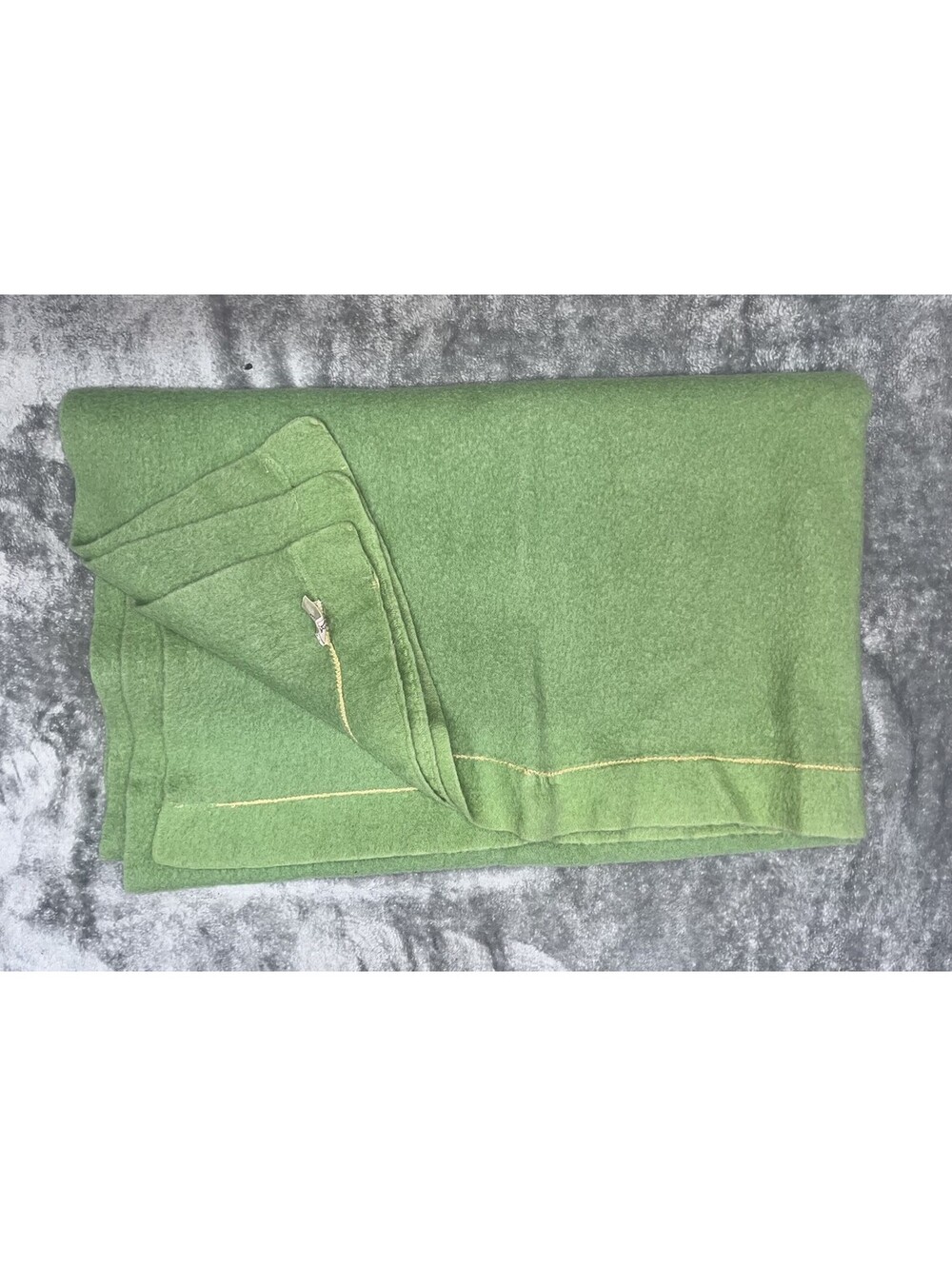 Vintage St Marys 100% Wool Blanket Spring Green 76”X62” Satin Trim Excellent Con